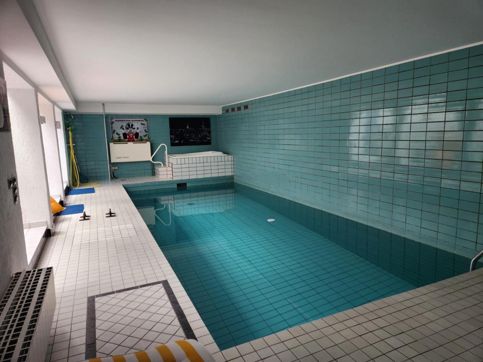 Villa Casa Blanca Mit Privatem Schwimmbad 26 Grad Und Sauna Duisburg Exteriér fotografie