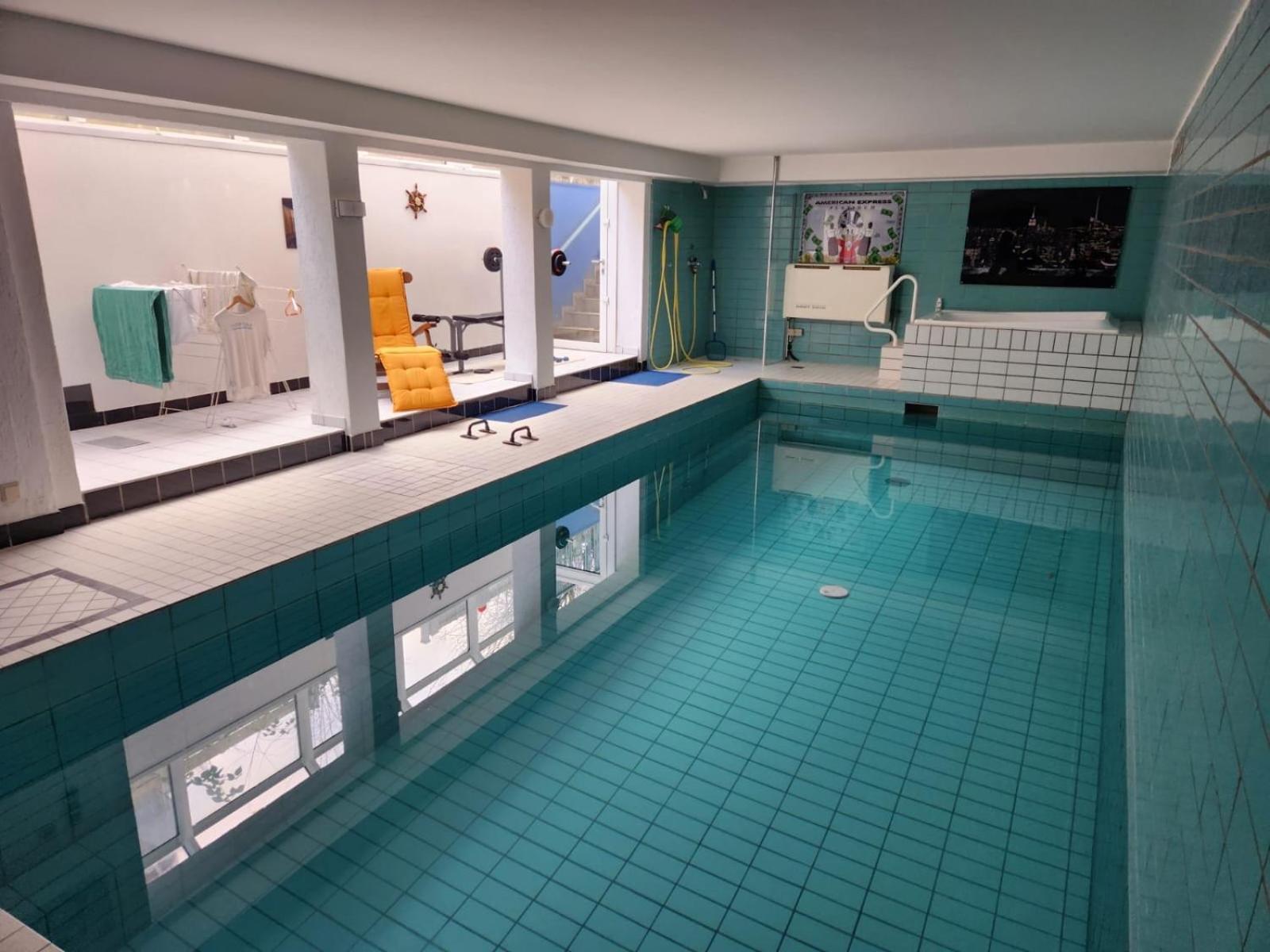 Villa Casa Blanca Mit Privatem Schwimmbad 26 Grad Und Sauna Duisburg Exteriér fotografie